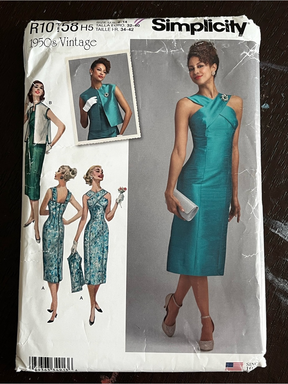Simplicity 1950s Vintage Style Sheath Dress Sewing Pattern Sizes 6-14